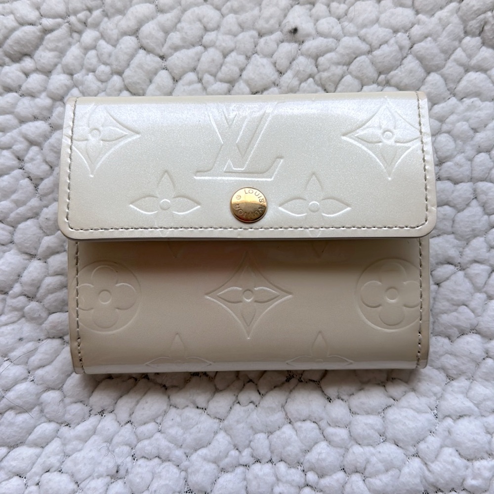 Authentic Louis Vuitton small wallet